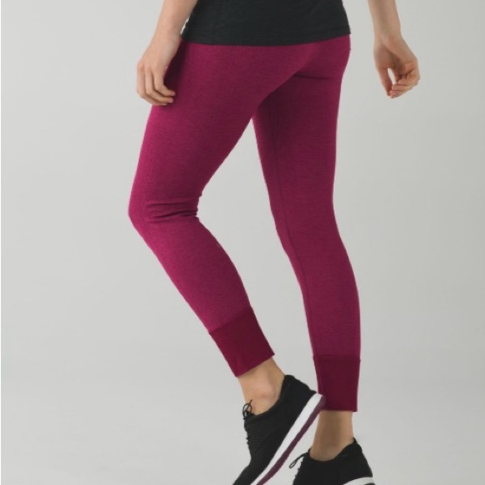 Berry Leggings